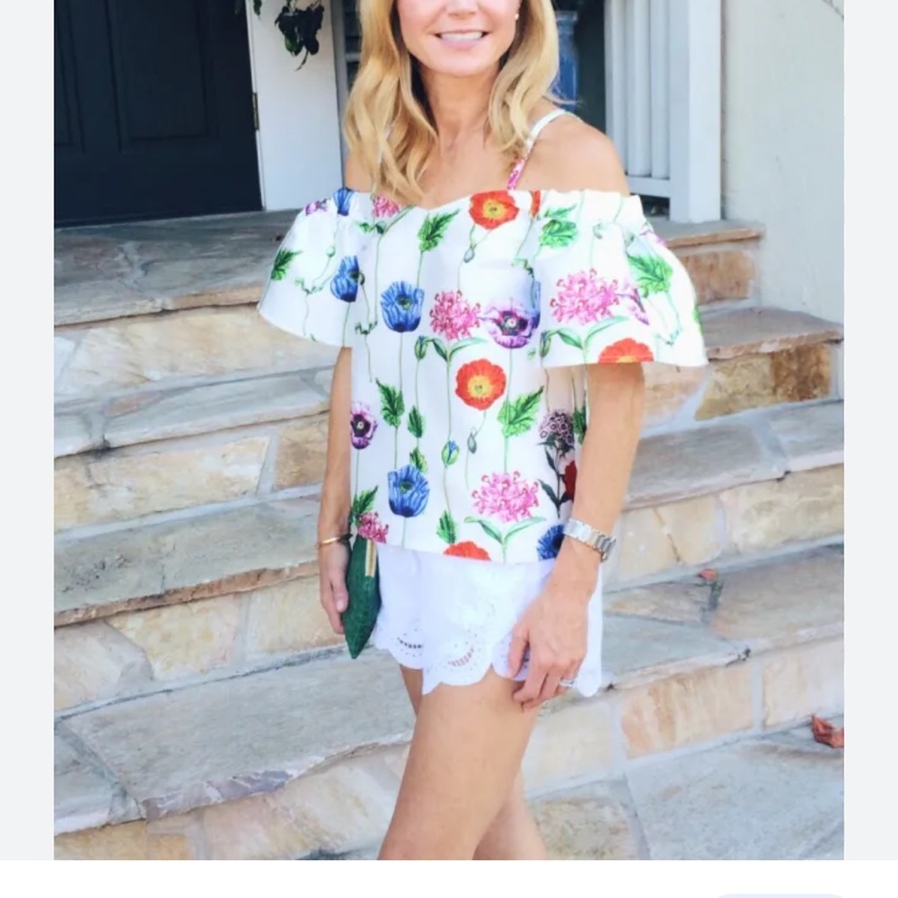 Renamed floral off the shoulder top NWT women’s size S